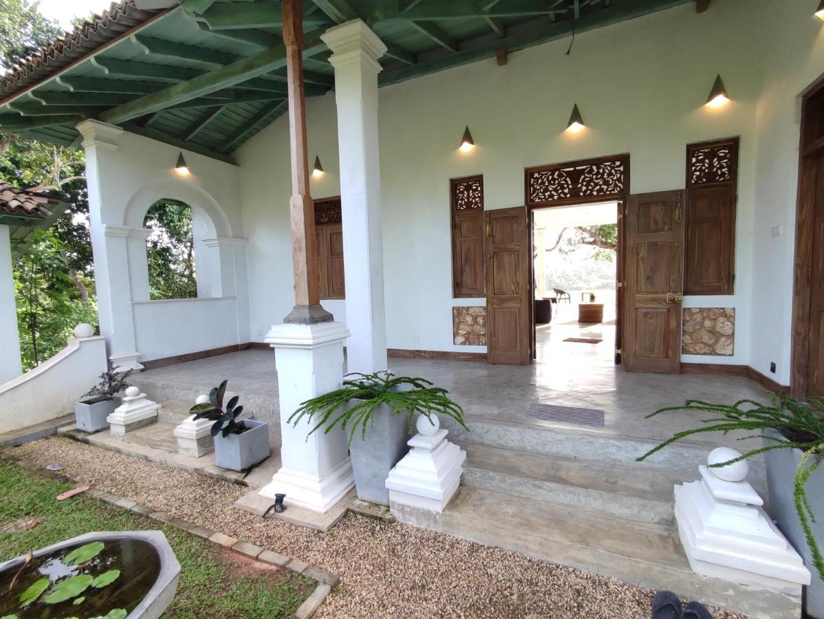 Villa Seven Faces-Luxury Escape,Stunning Views With Private Pool For A Couple Or Family! Galle Eksteriør bilde